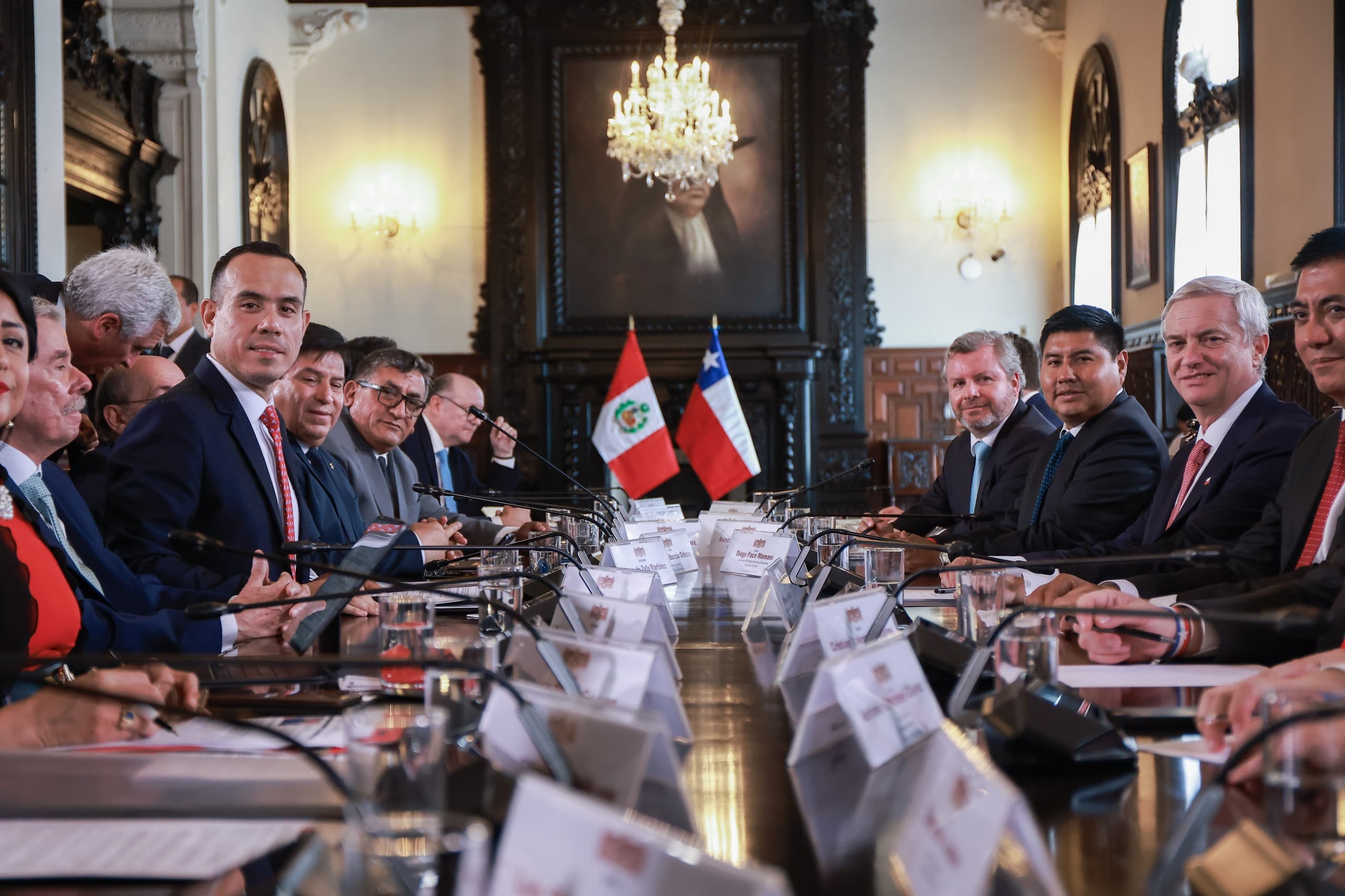 Kast y Jerí reafirman su voluntad de fortalecer la relación bilateral