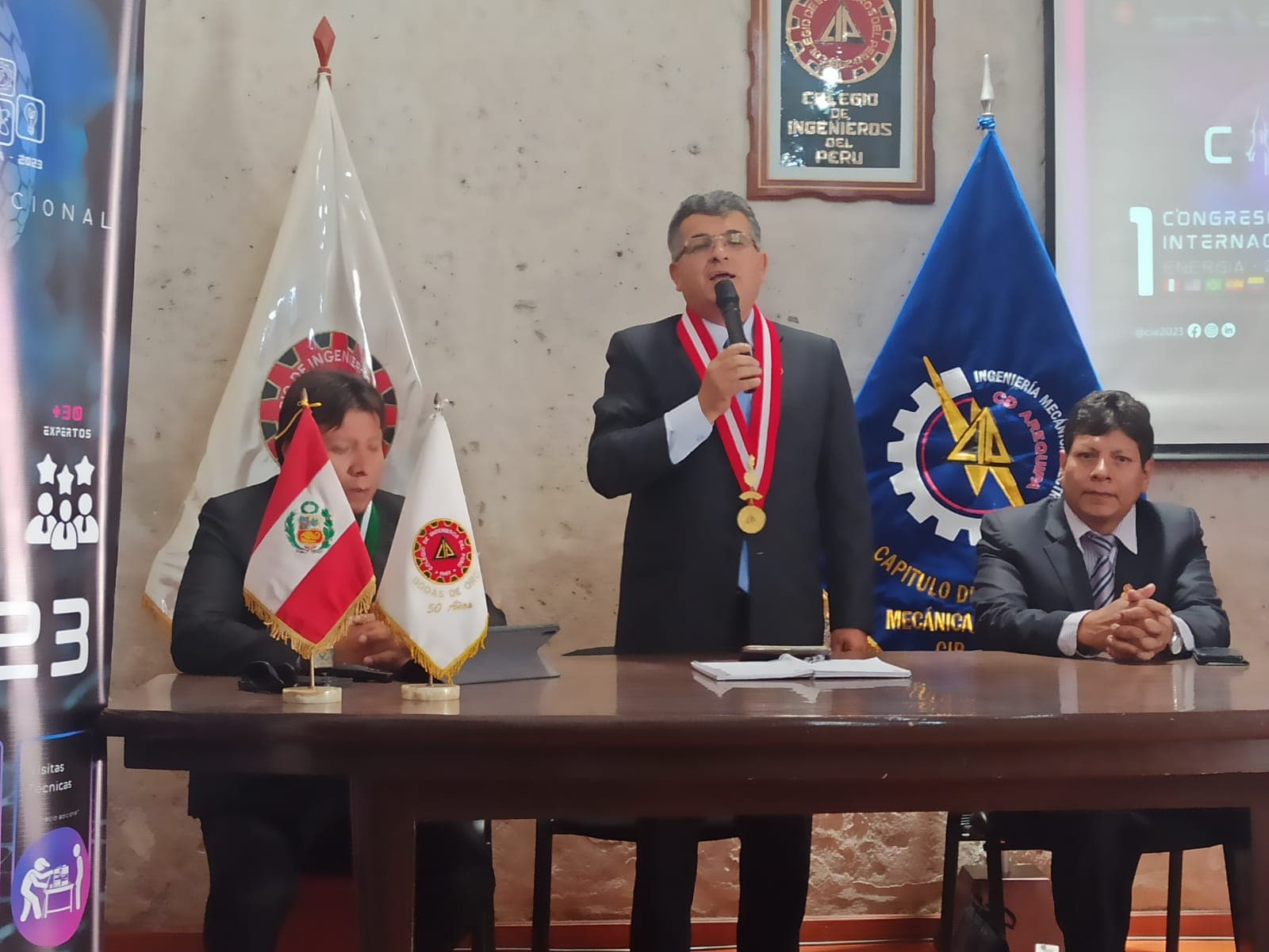 Se debe promover la inversión privada antes que la del Estado