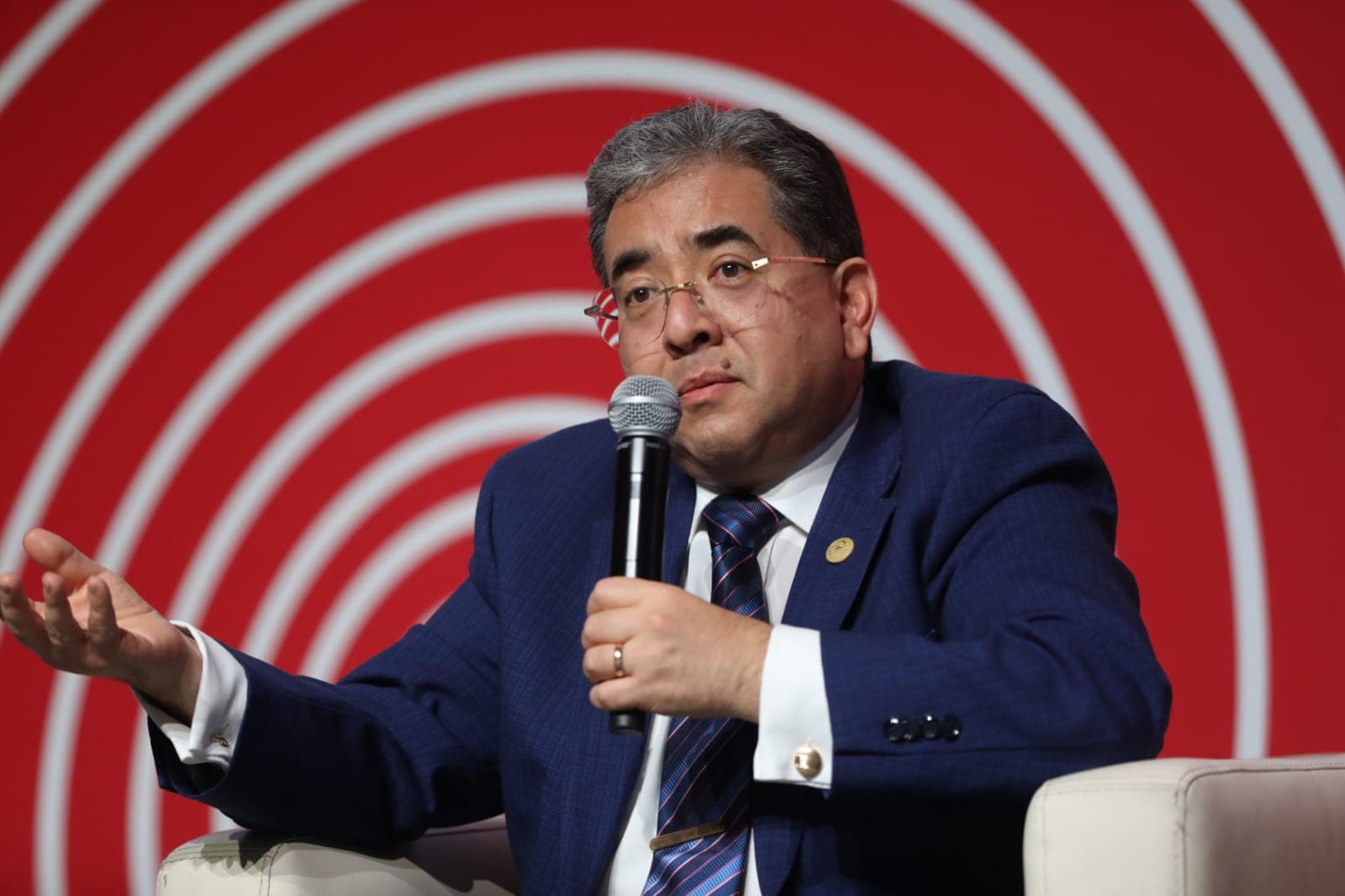Contraloría evaluará a postores de obras públicas mediante IA