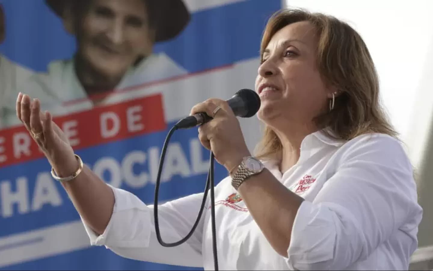 Presidenta será investigada por presunto enriquecimiento ilícito