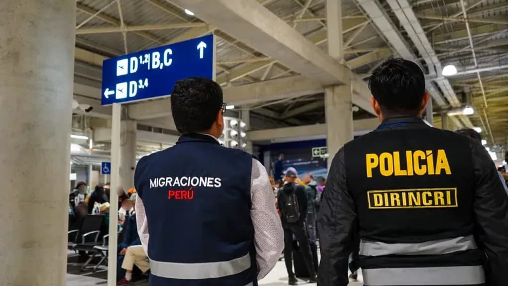 Detienen a doce por presunto tráfico ilícito de migrantes