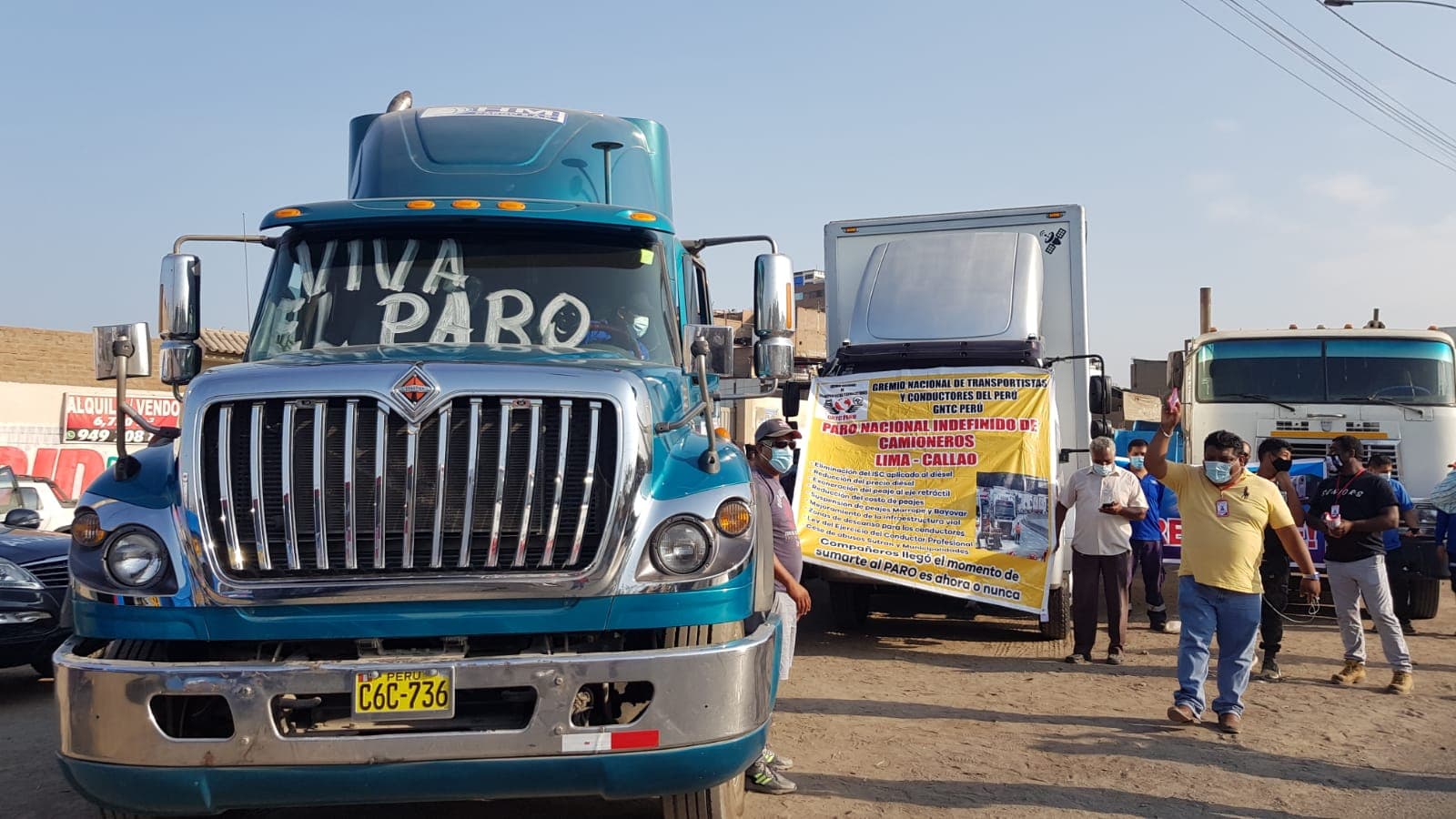 Transportistas de Arequipa se suman a paro indefinido el 22