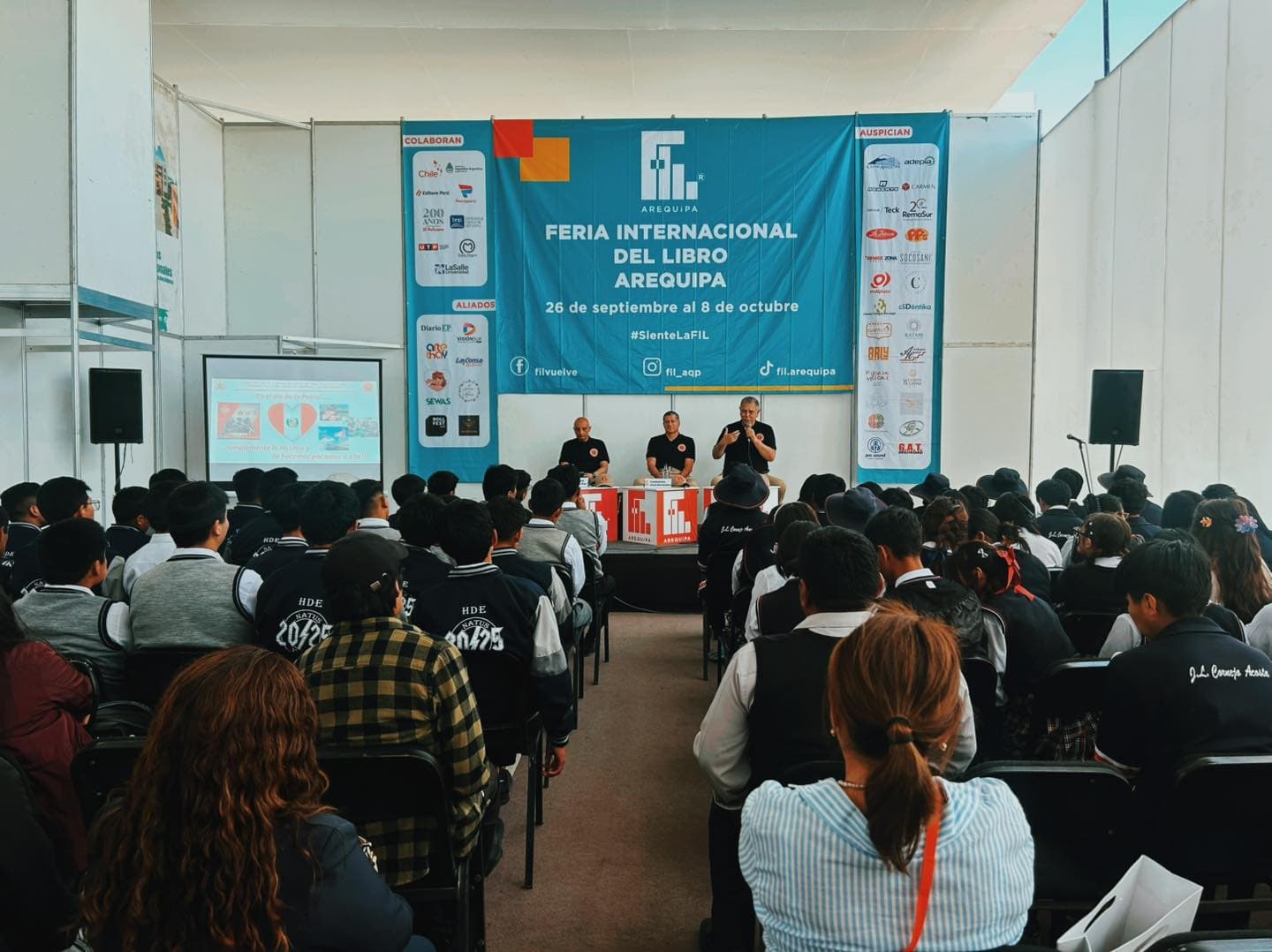 Feria Internacional del Libro genera más de S/300 mil en ventas en Arequipa