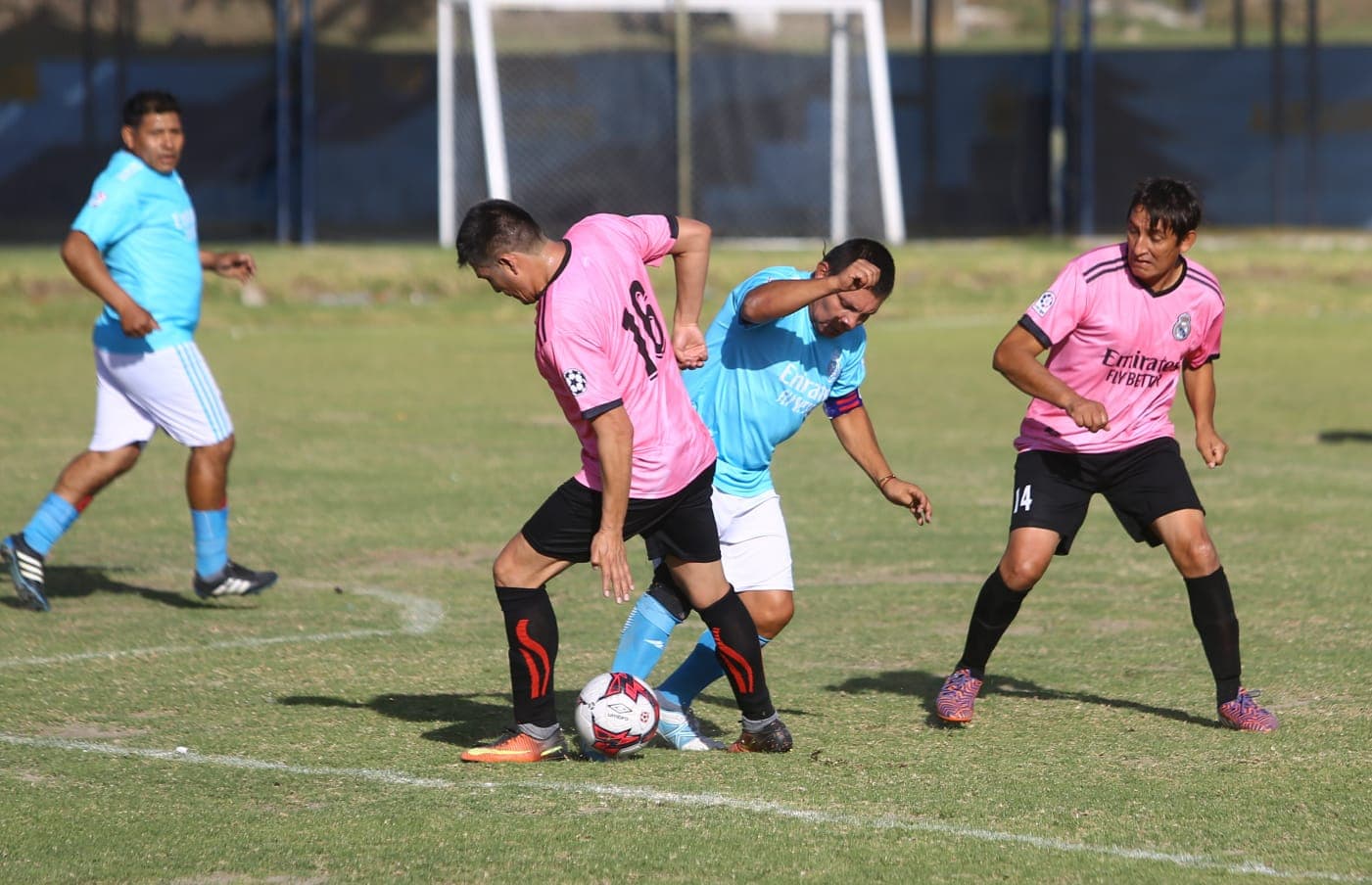 En la punta FC Socabaya y Renacer Campiña