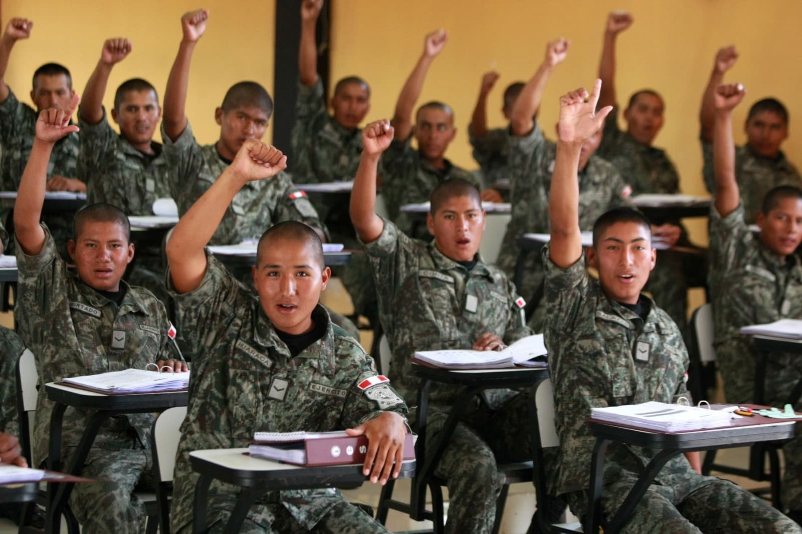 Proponen el retorno del servicio militar obligatorio