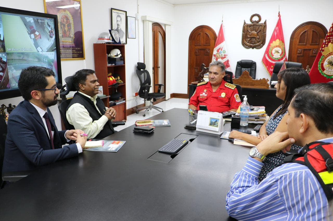 Embajada de la India anuncia feria benéfica para bomberos en Lima