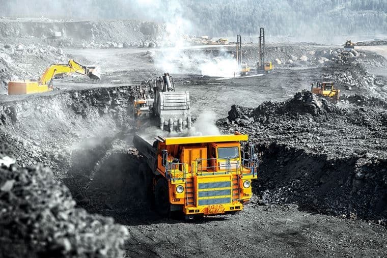 Arequipa mejora en los sectores de minería, turismo y servicios