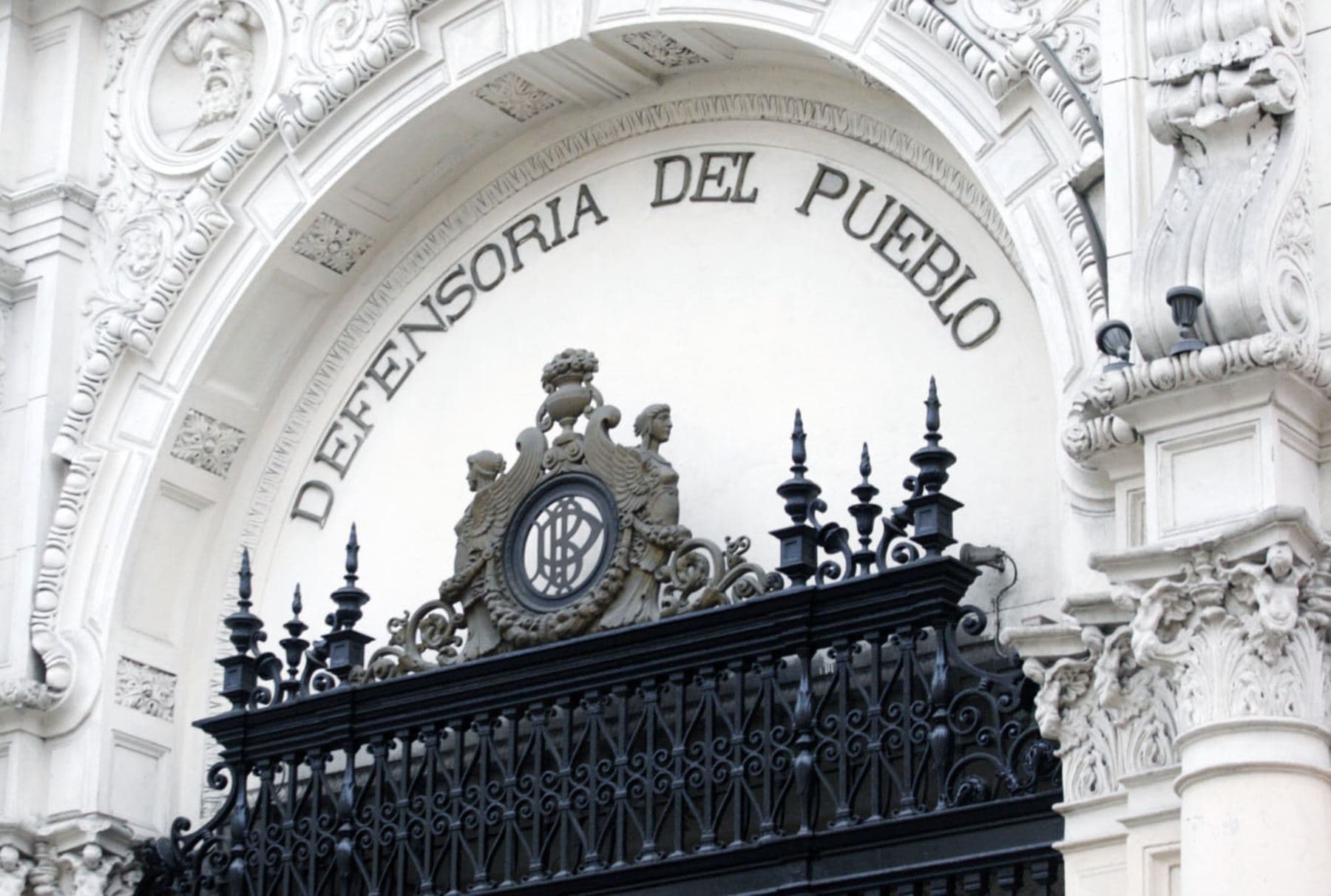 Defensoría del Pueblo pide derogar Ley 31494