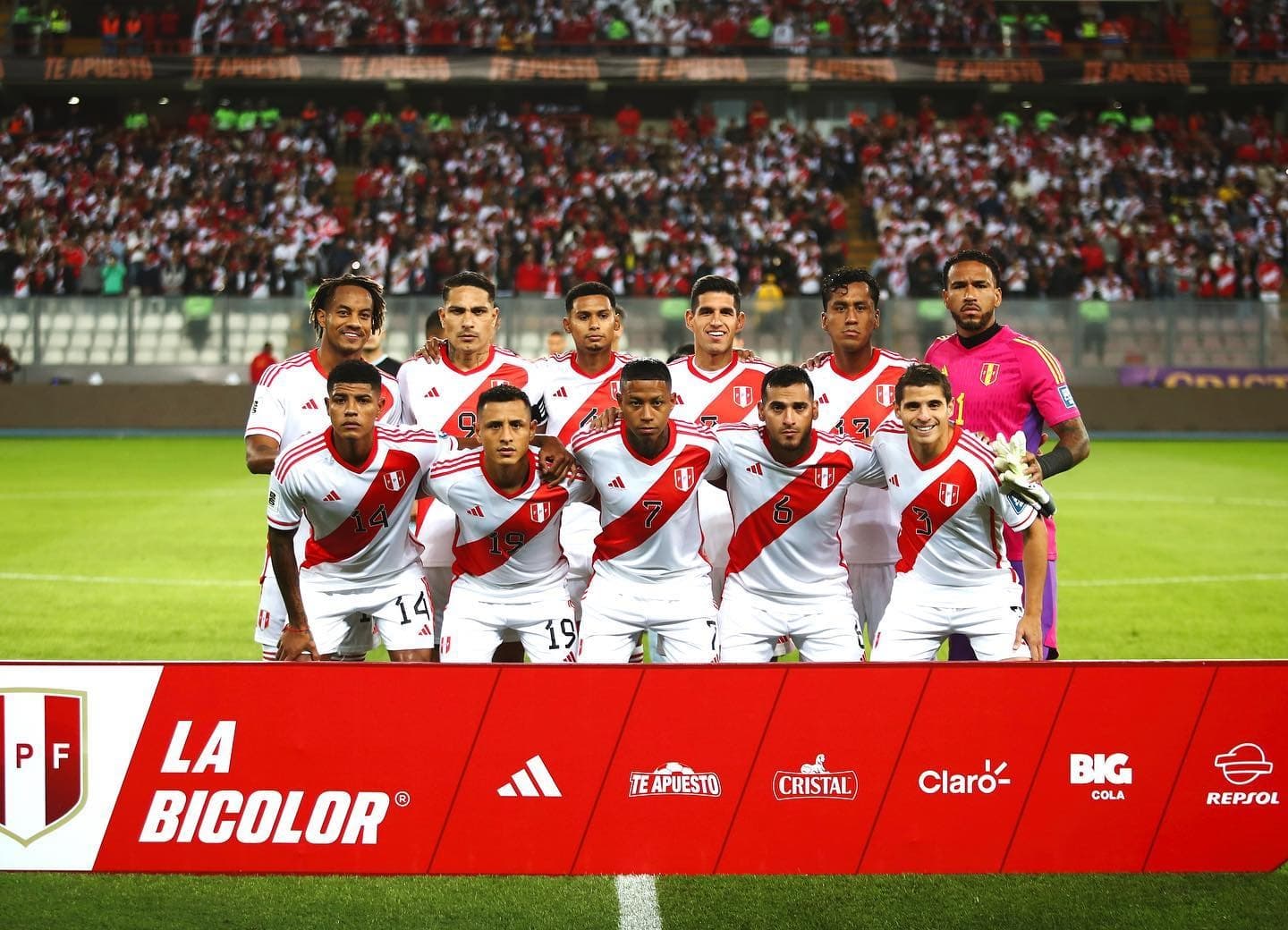 Selección peruana buscará dar el golpe hoy en La Paz