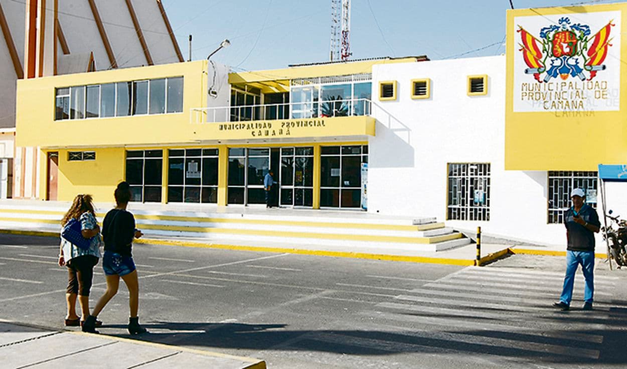 Contraloría advierte irregularidades en Camaná