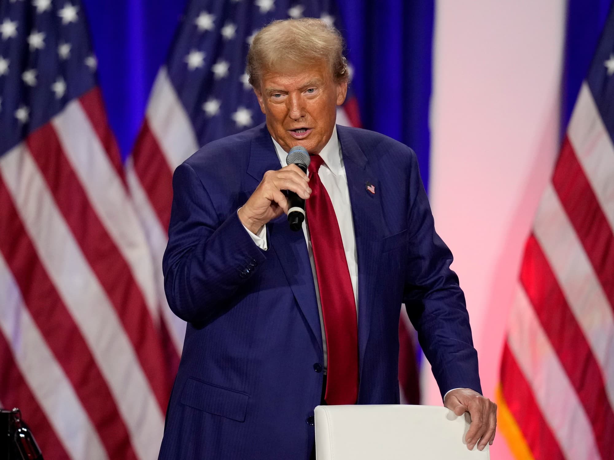 Trump promete liberar a todos los presos políticos de Venezuela