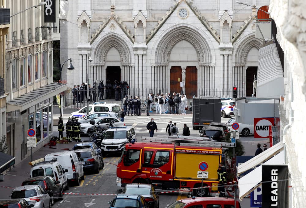 Tres muertos en un atentado terrorista en Niza