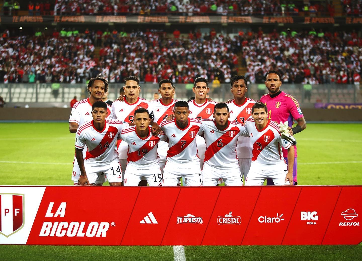Juan Reynoso sorprende con lista extensa de convocados