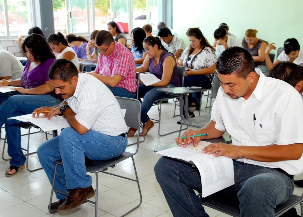 Postergan prueba para el ascenso de docentes
