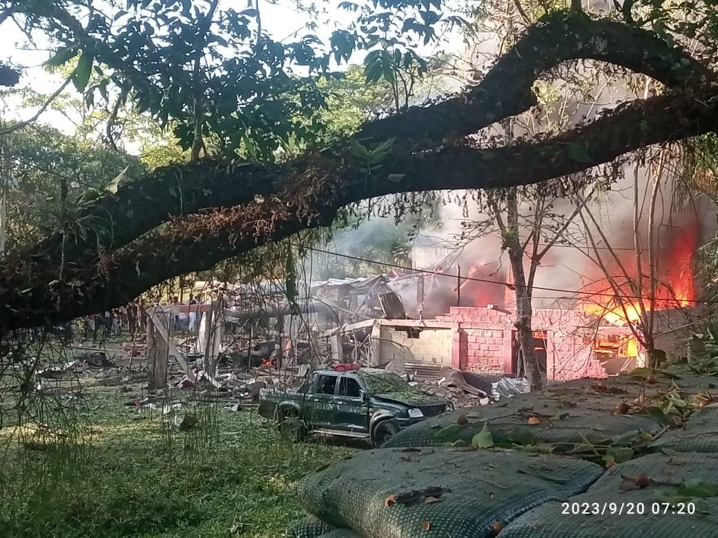 Atentado con carro bomba deja dos muertos en Colombia