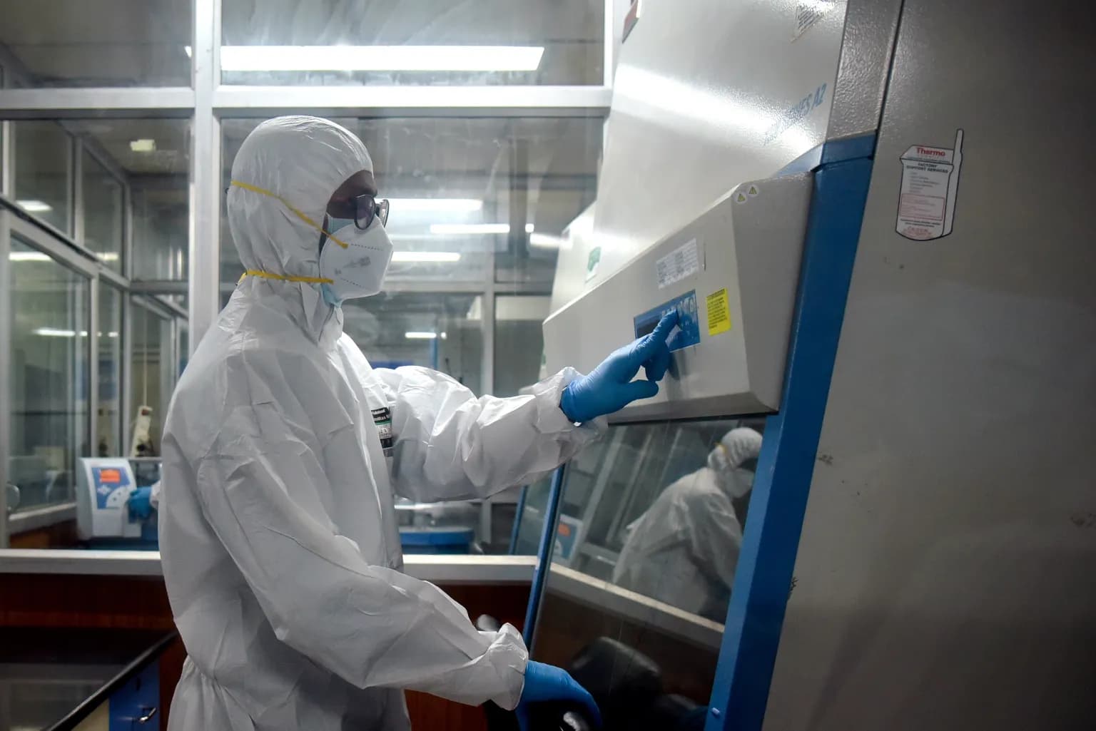 Reportan primera muerte humana por gripe aviar H5N2 en el mundo