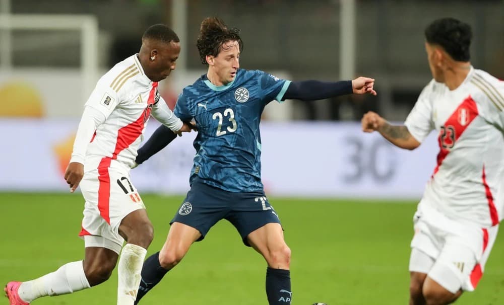 Perú cerró la eliminatoria con derrota ante Paraguay