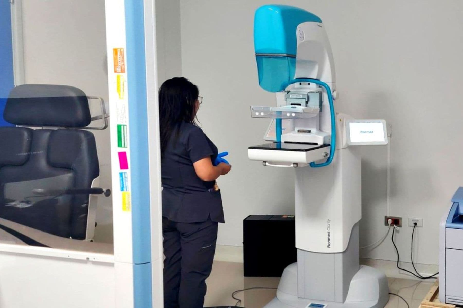 Utilizaron mamógrafo en mal estado para diagnosticar a 146 mujeres