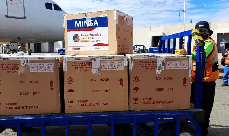Llegaron 222 mil 650 dosis de la vacuna a Arequipa