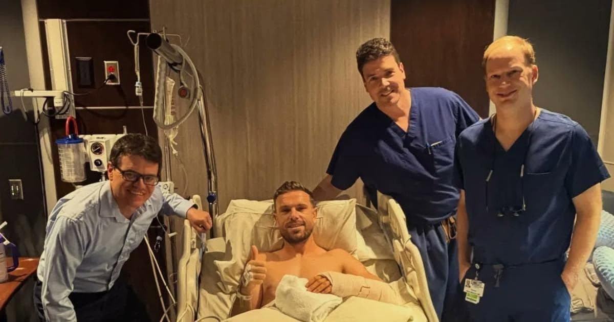 Jordan Henderson fue operado con éxito de la muñeca