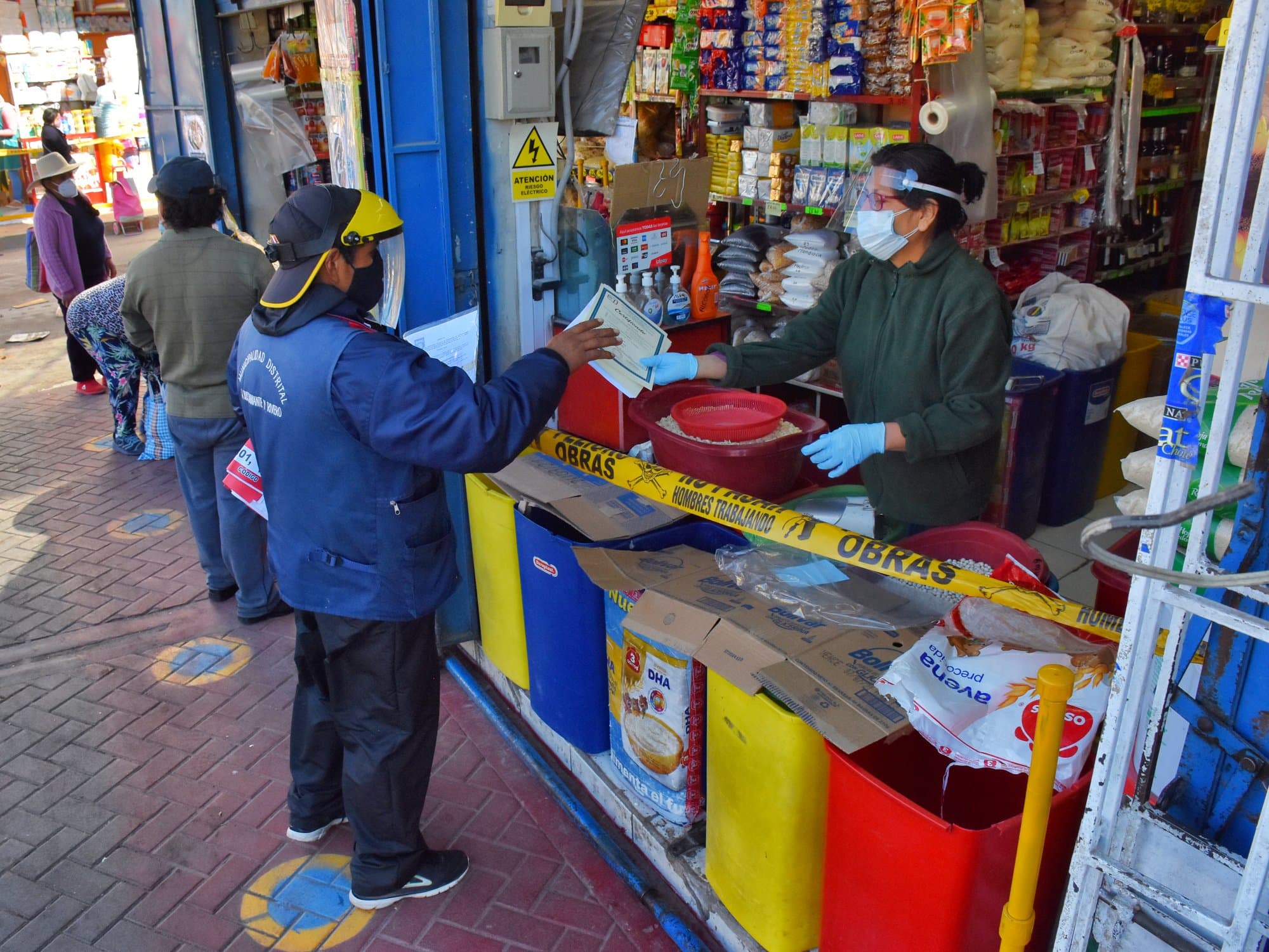 Mercados del Avelino solicitan amnistía por deudas a comuna