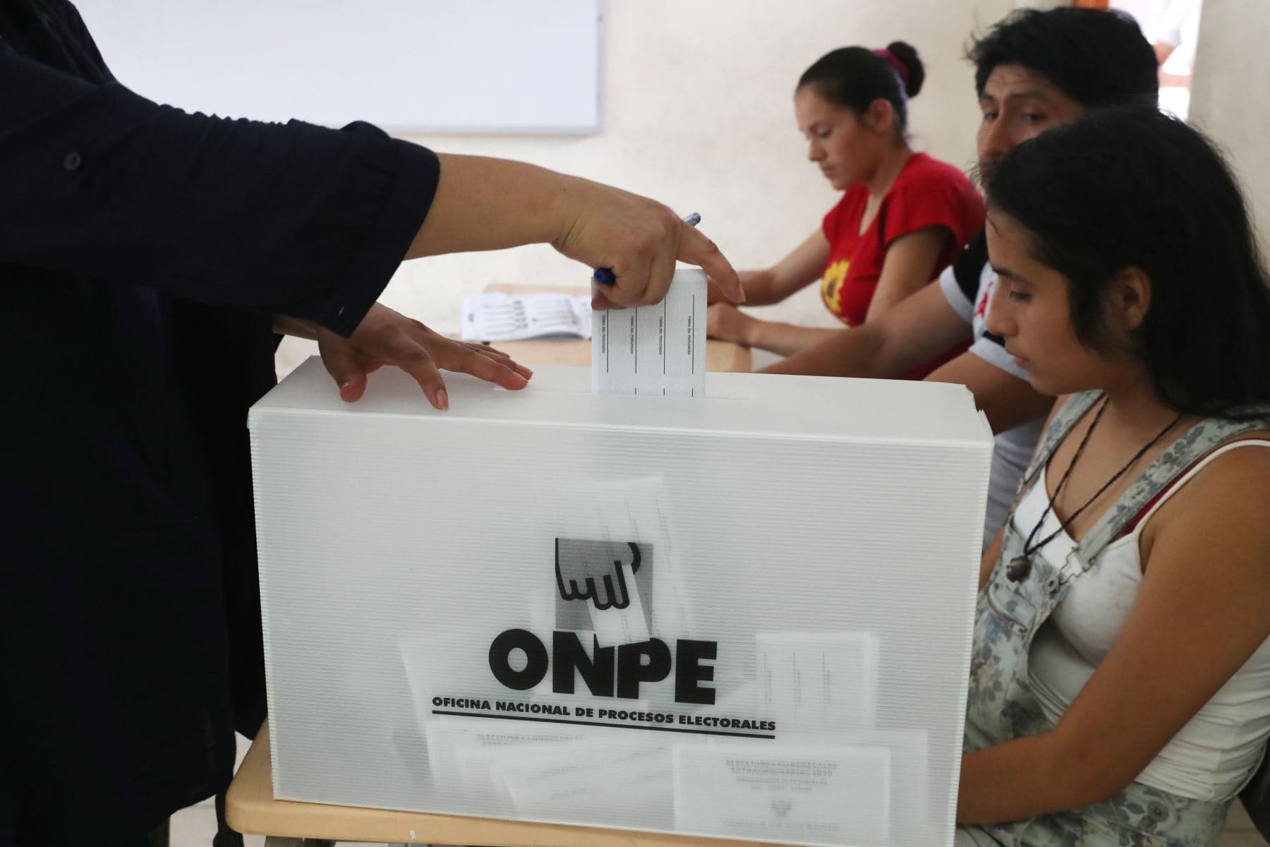 7 listas presidenciales aprobadas por el JEE