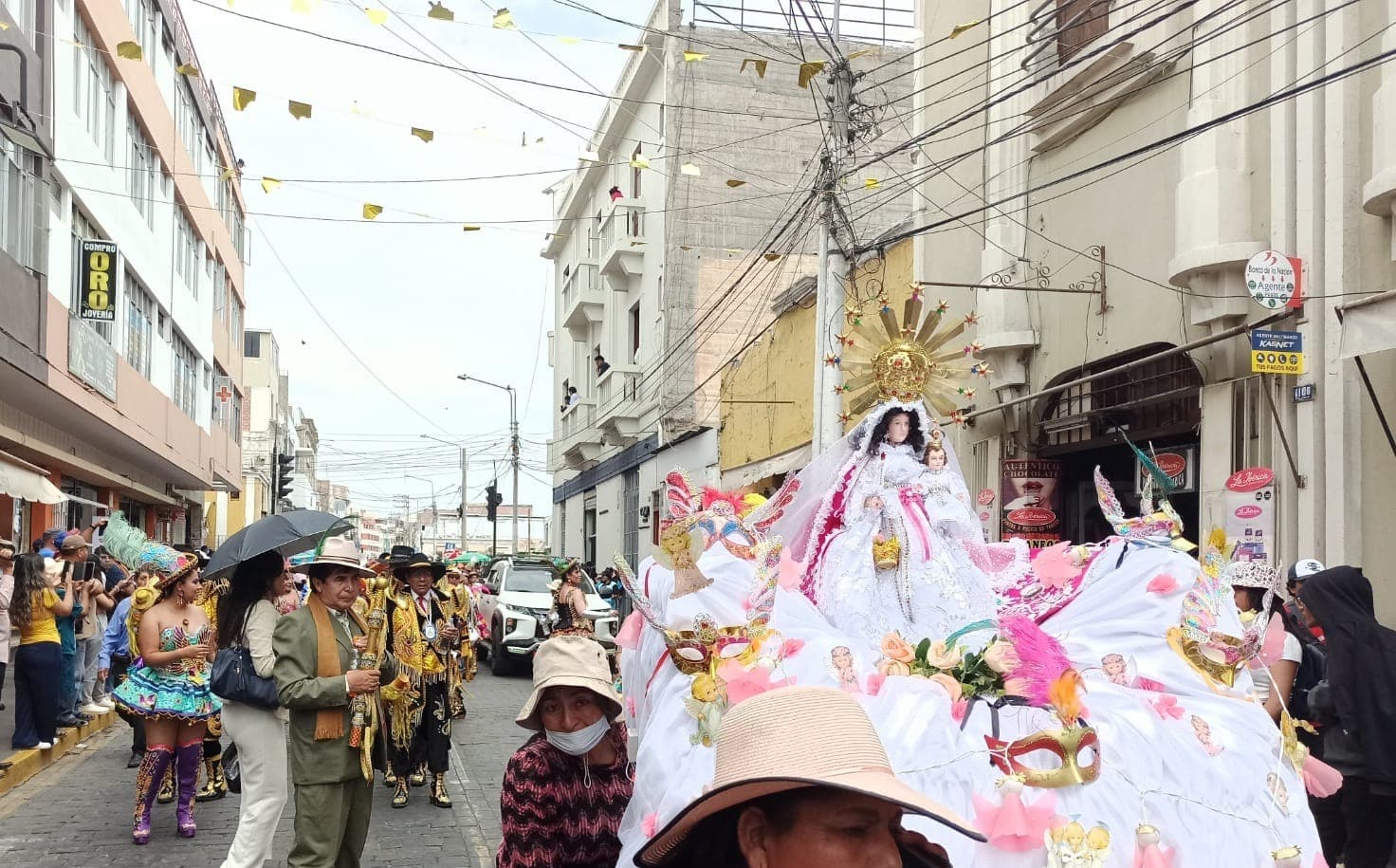 Homenajearon a la Virgen de la Candelaria en calles céntricas