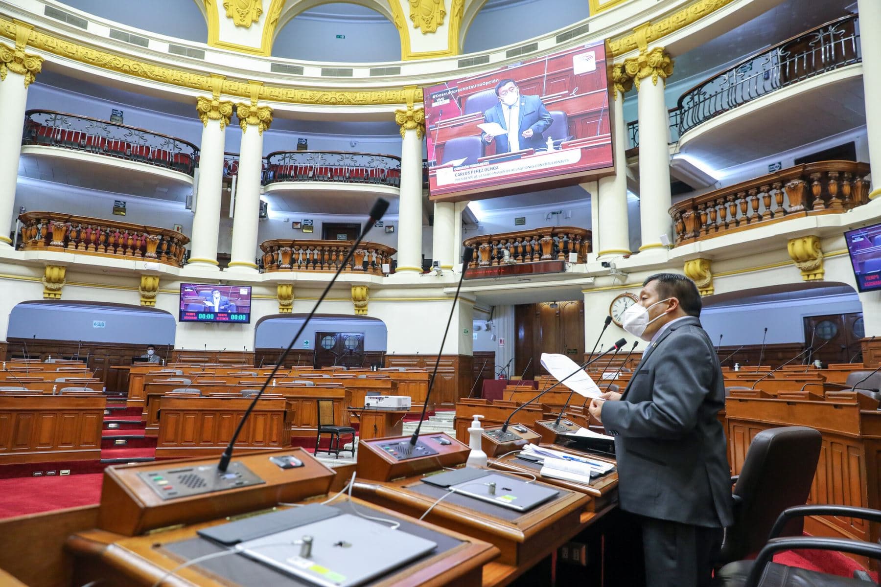 Congreso: Desestiman denuncias contra Velásquez Quesquén y Del Castillo