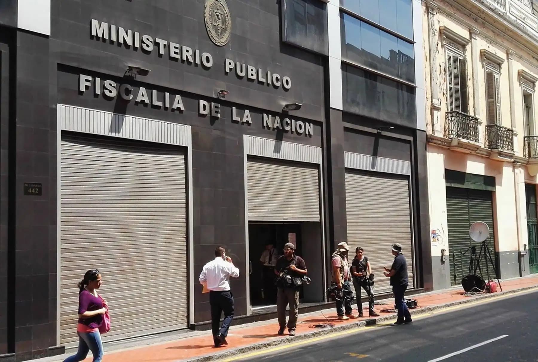 Congresistas proponen bajar edad para ser fiscal