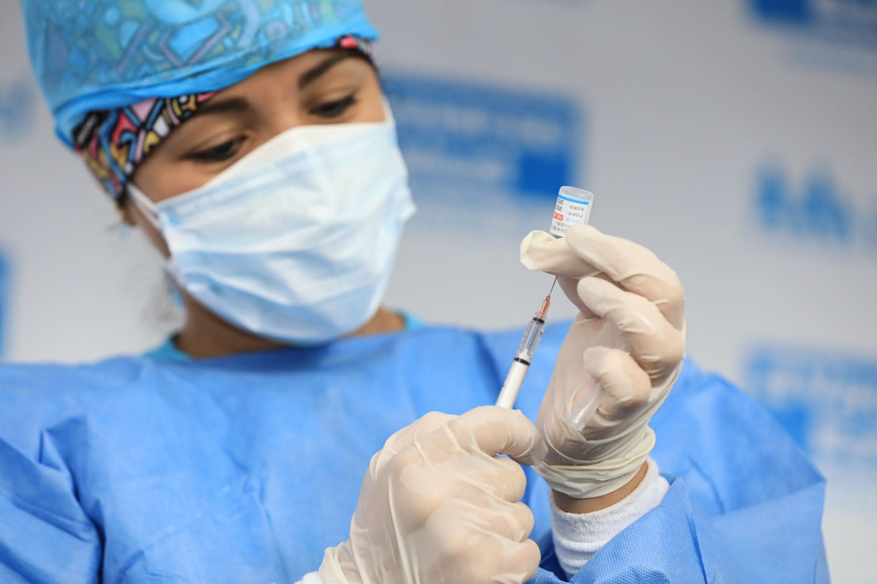 COVID-19: Perú ya aplicó las dos dosis de la vacuna a más de 10 millones de personas