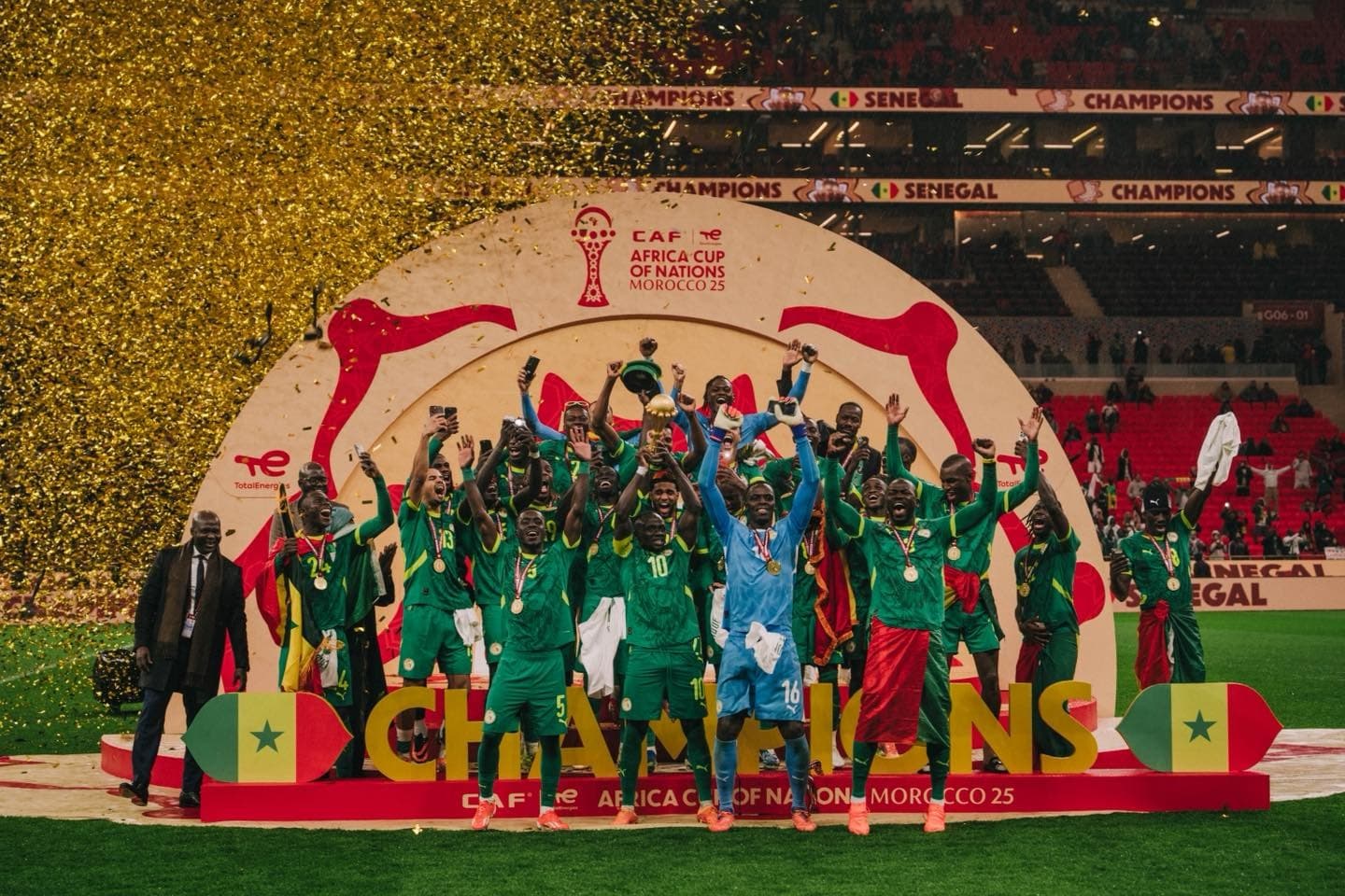 Senegal conquistó la Copa Africana de Naciones en final polémica