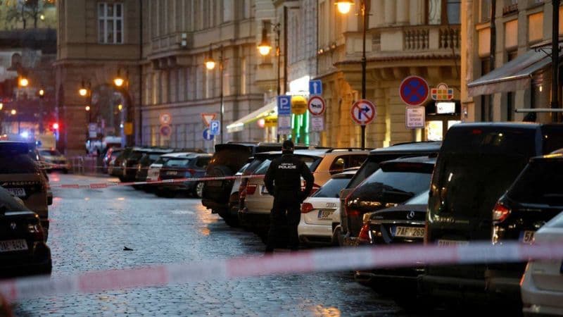 15 muertos y 24 heridos dejó un tiroteo en universidad de Praga
