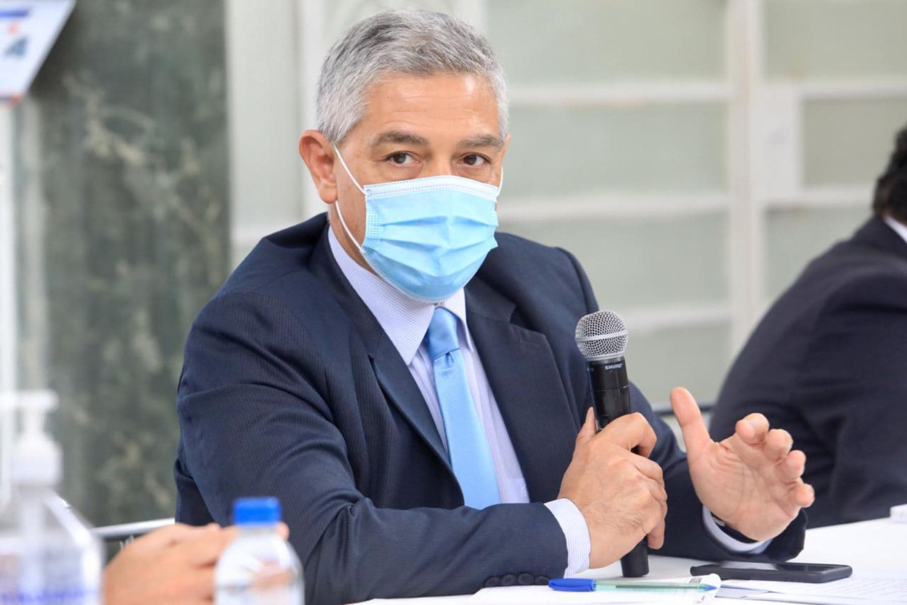 Elice: “Daremos pasos seguros para resolver problemas de la PNP”