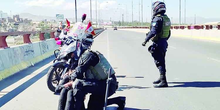 Arequipa: 29 personas salvadas de suicidarse en el Puente Chilina