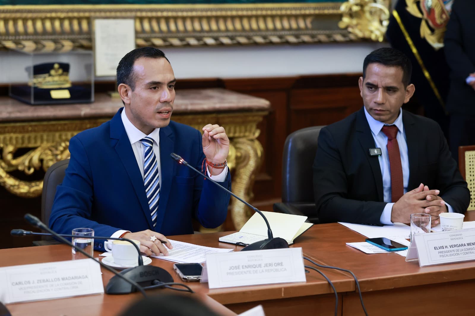 Jerí admite "error" en reuniones y sugiere que fue una "trampa”