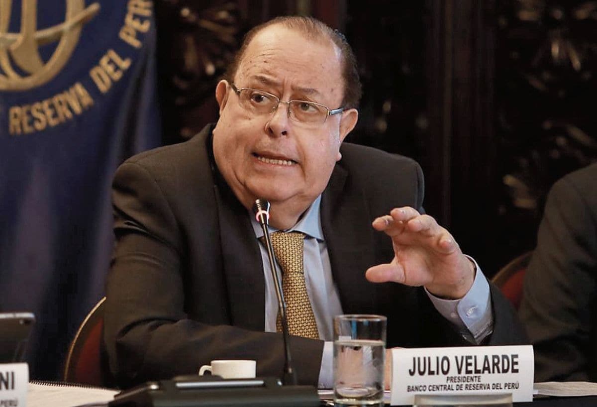Julio Velarde tiene la calificación más alta como banquero central