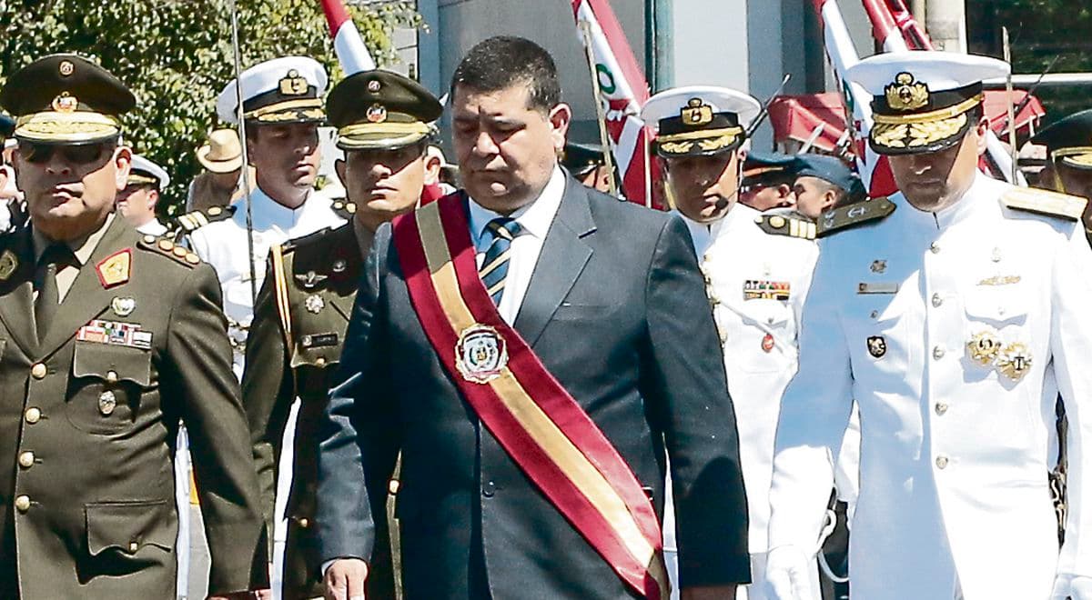 Prefecto de Arequipa renuncia a su cargo