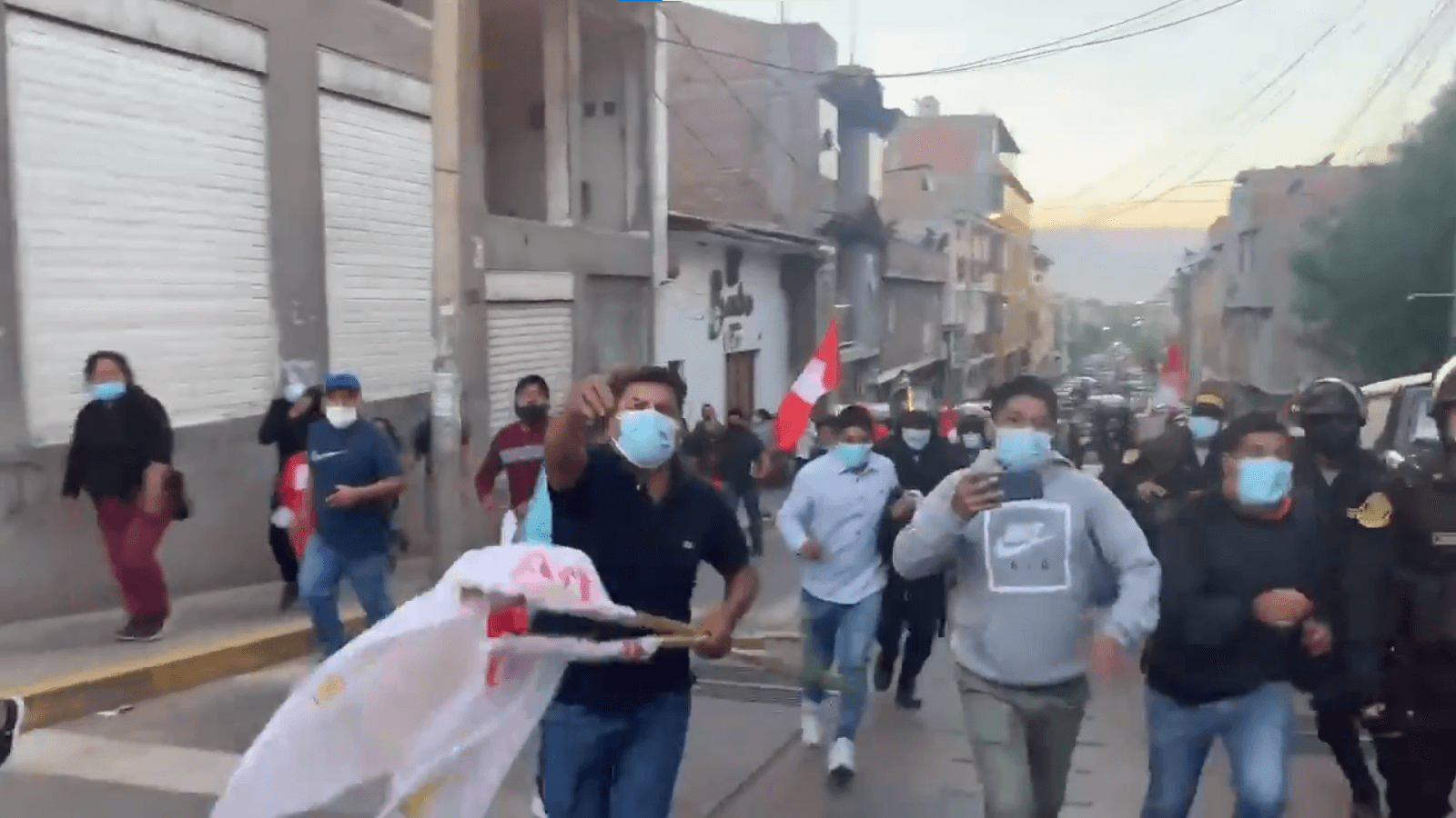 Periodista de Canal N fue agredida por simpatizantes de Pedro Castillo