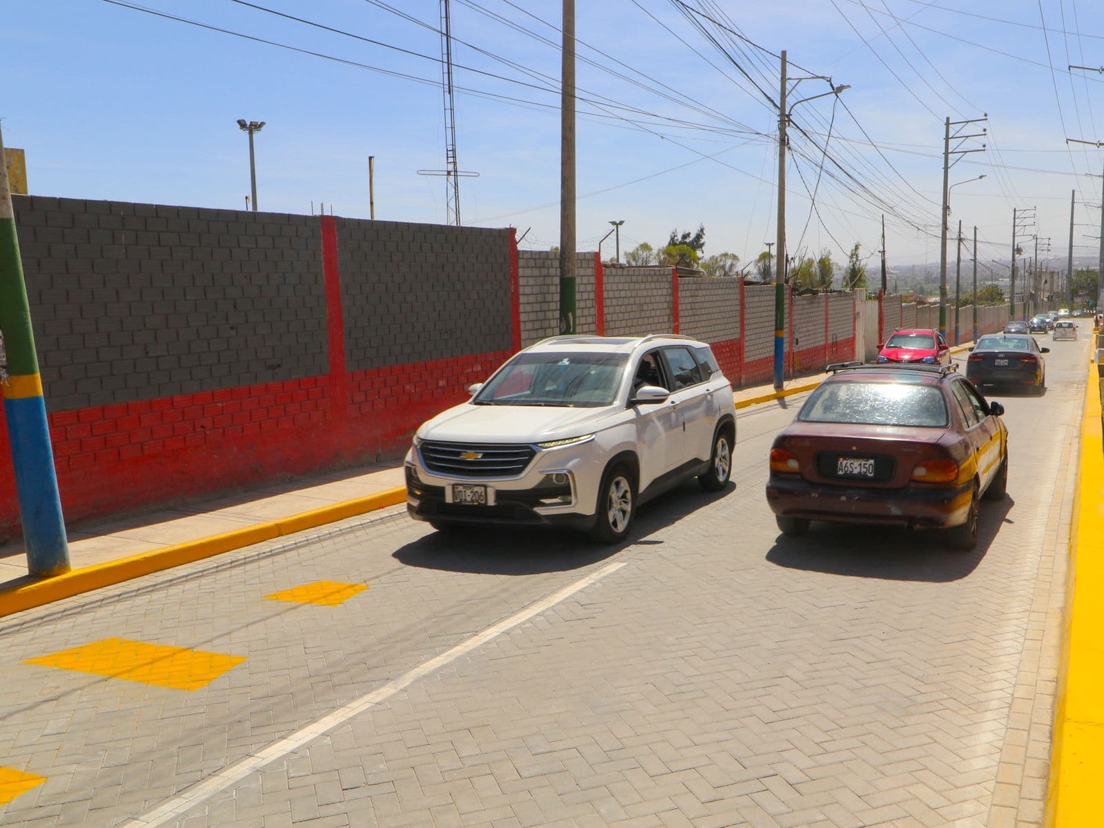 Habilitan avenida Mostajo para mejorar tránsito en Cerro Juli