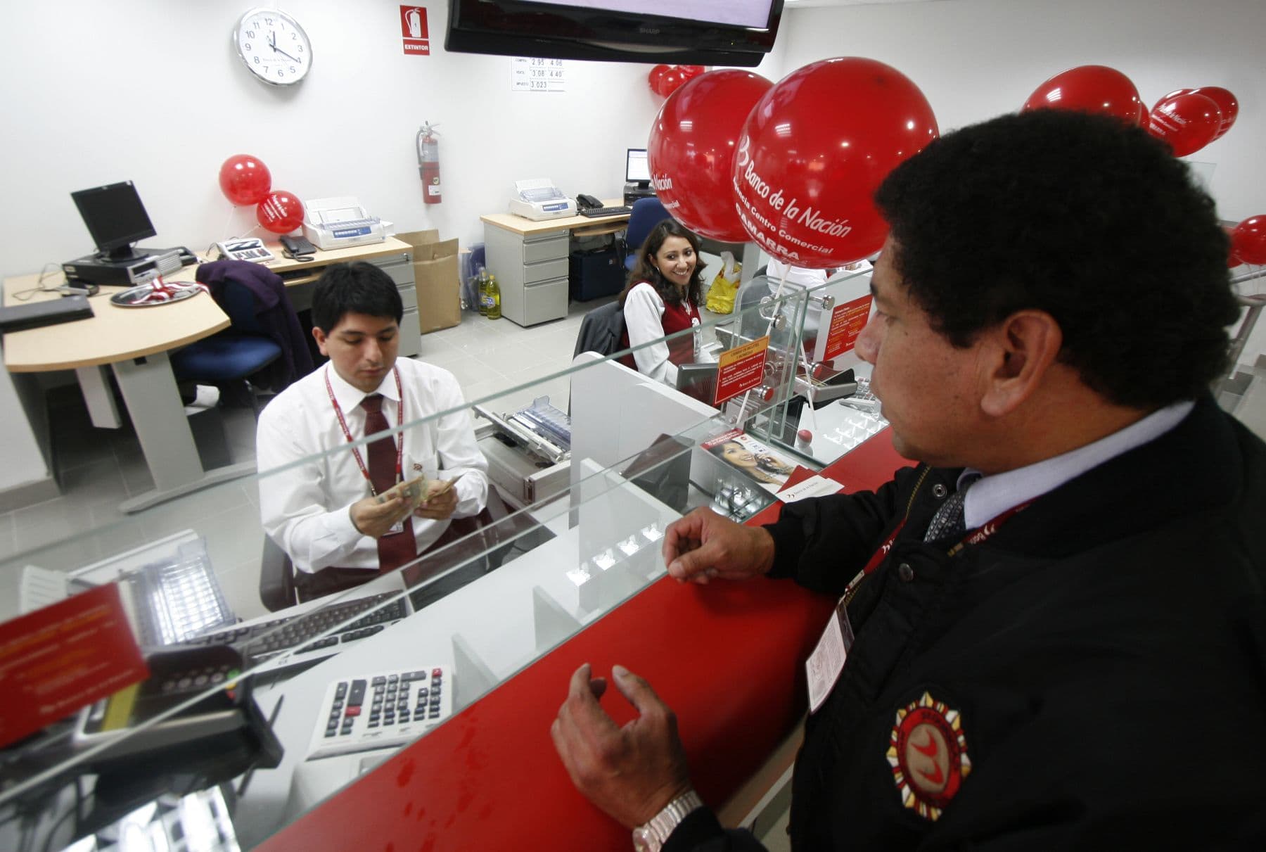 Oficializan incremento de sueldo para trabajadores CAS