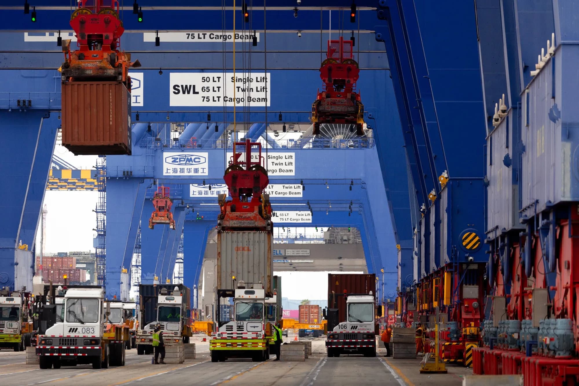 Importaciones peruanas crecen hasta 10.3 % durante el 2025