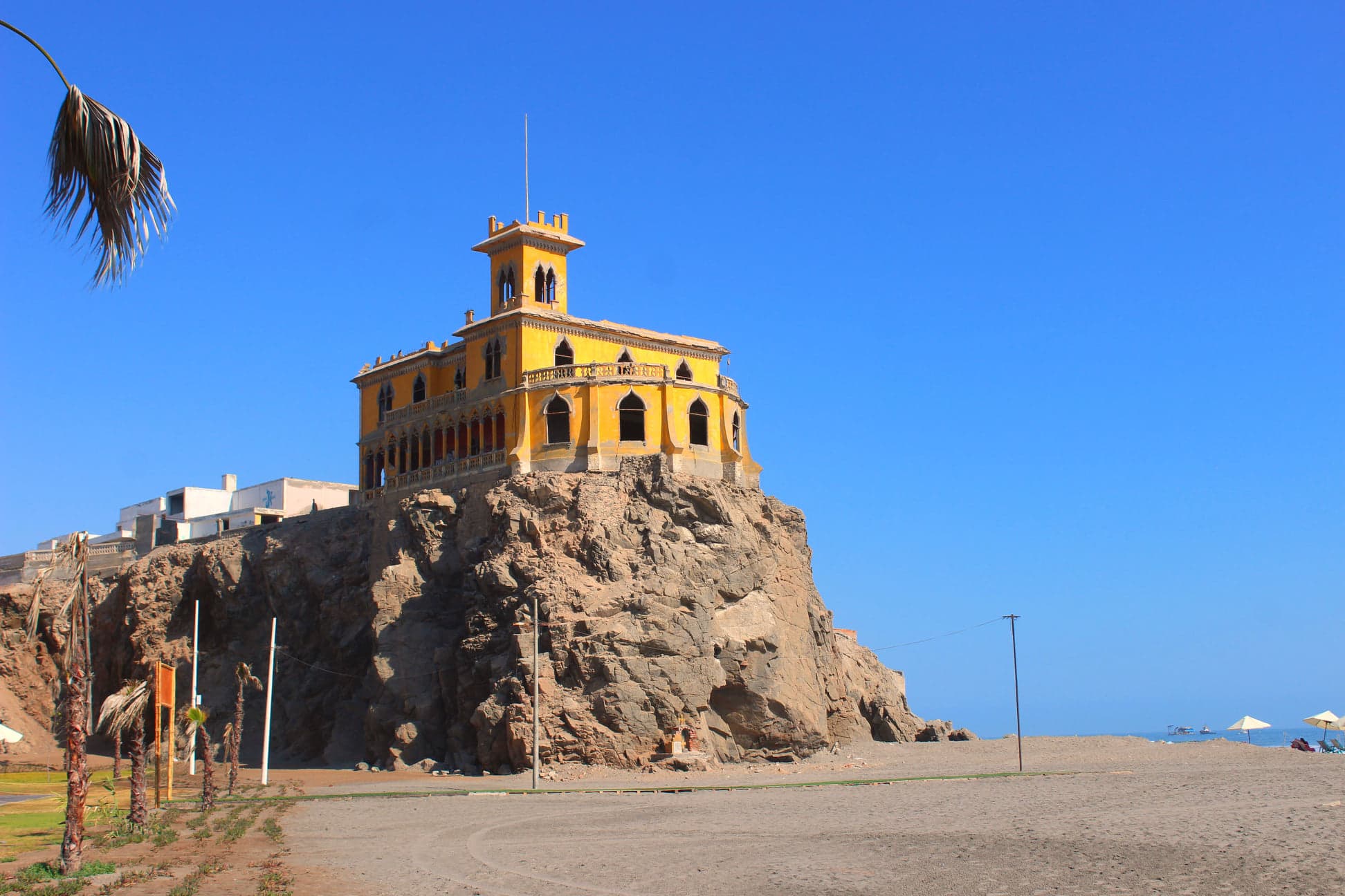 Buscan restaurar el Castillo Forga de Mollendo