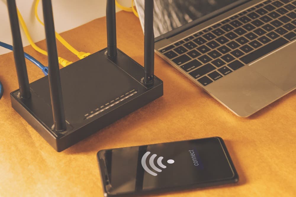 Los retos al configurar repetidores WiFi en espacios grandes