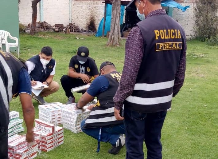 Incautan miles de cigarrillos de contrabando