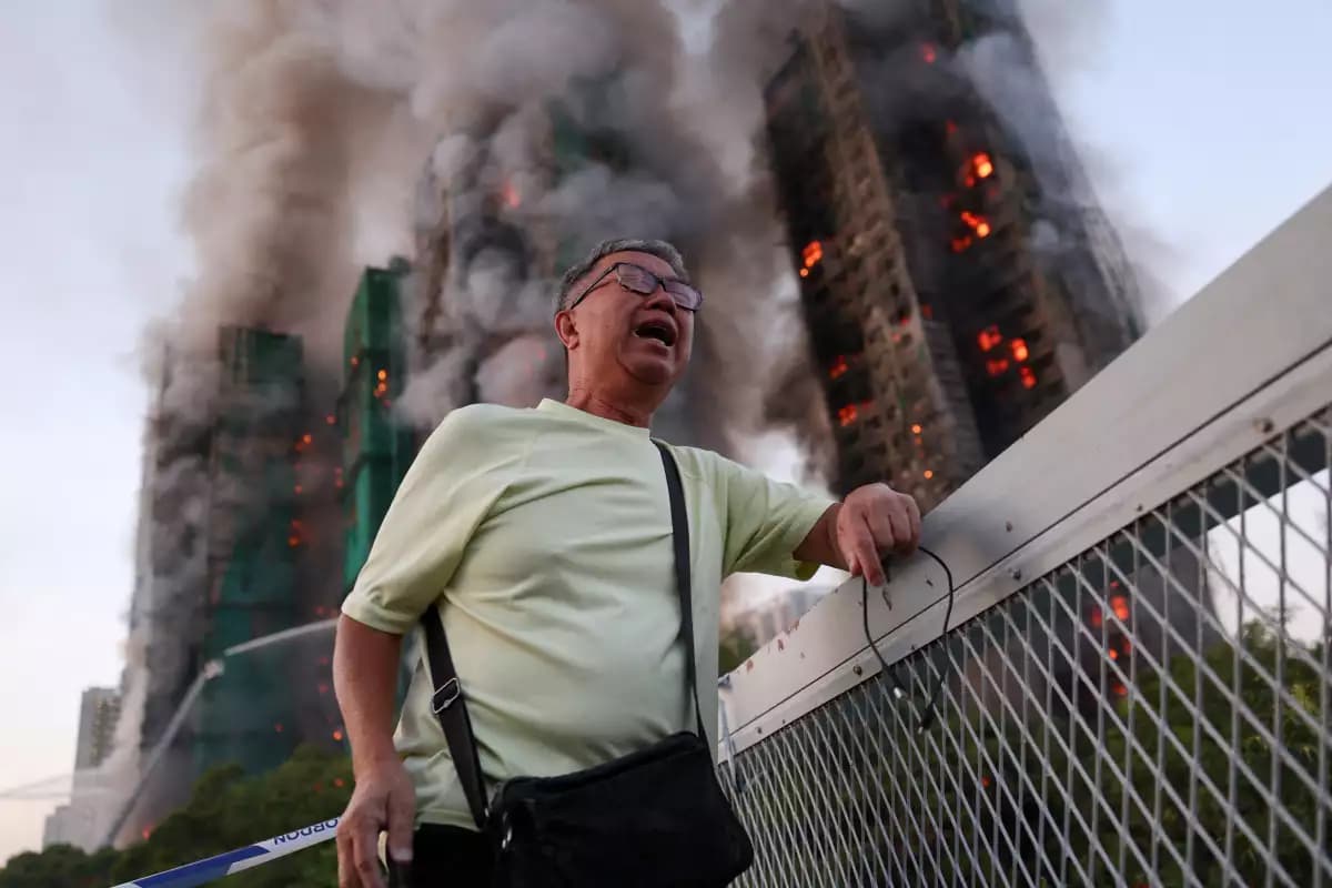 Incendio en edificios de Hong Kong deja 36 víctimas mortales