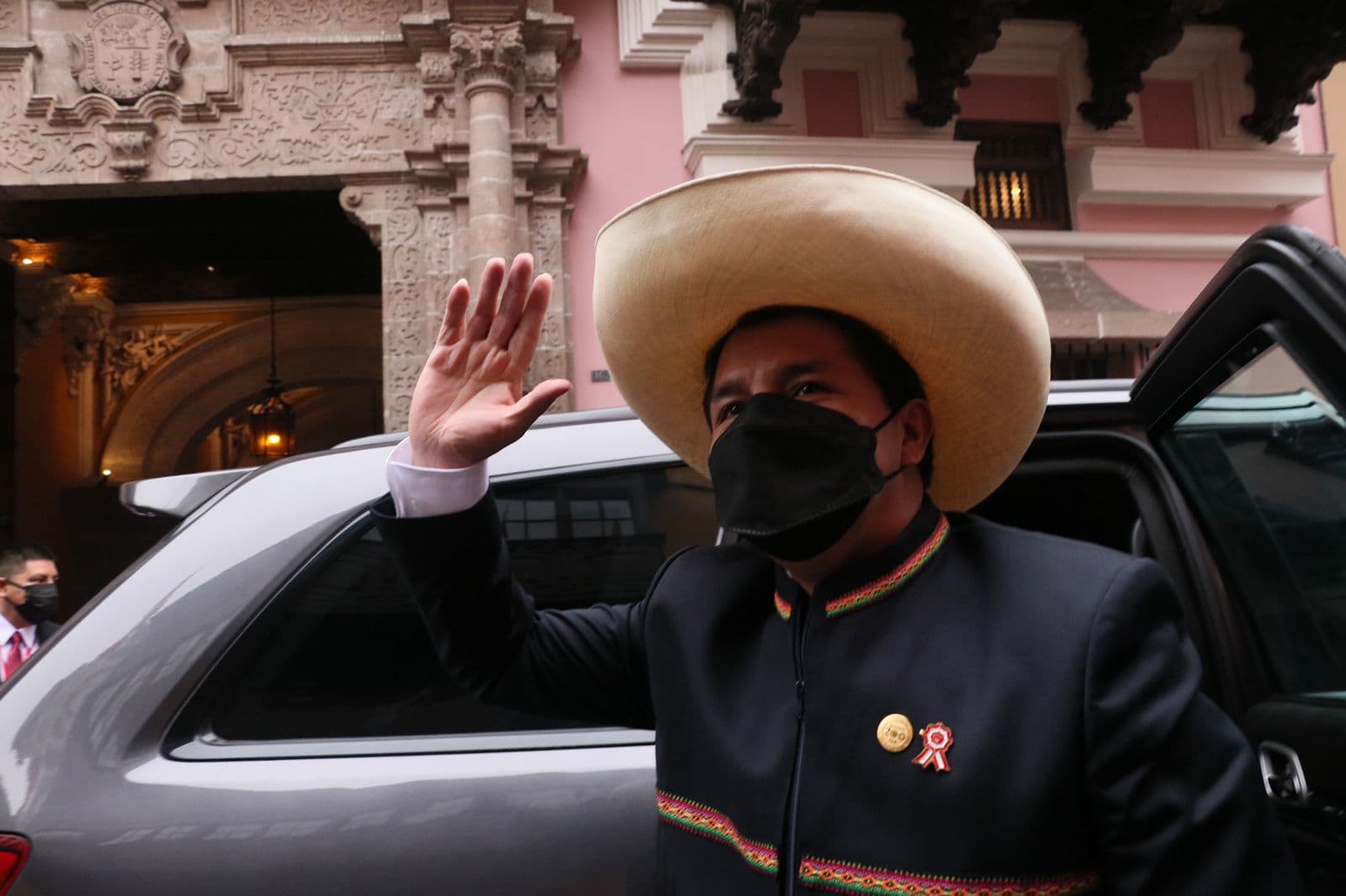 Presentan proyecto para acusar de corrupción a presidentes