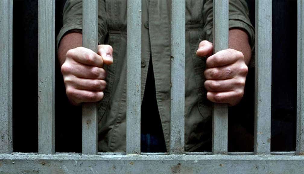 Acusado por realizar tocamientos indebidos pasará seis meses en la cárcel
