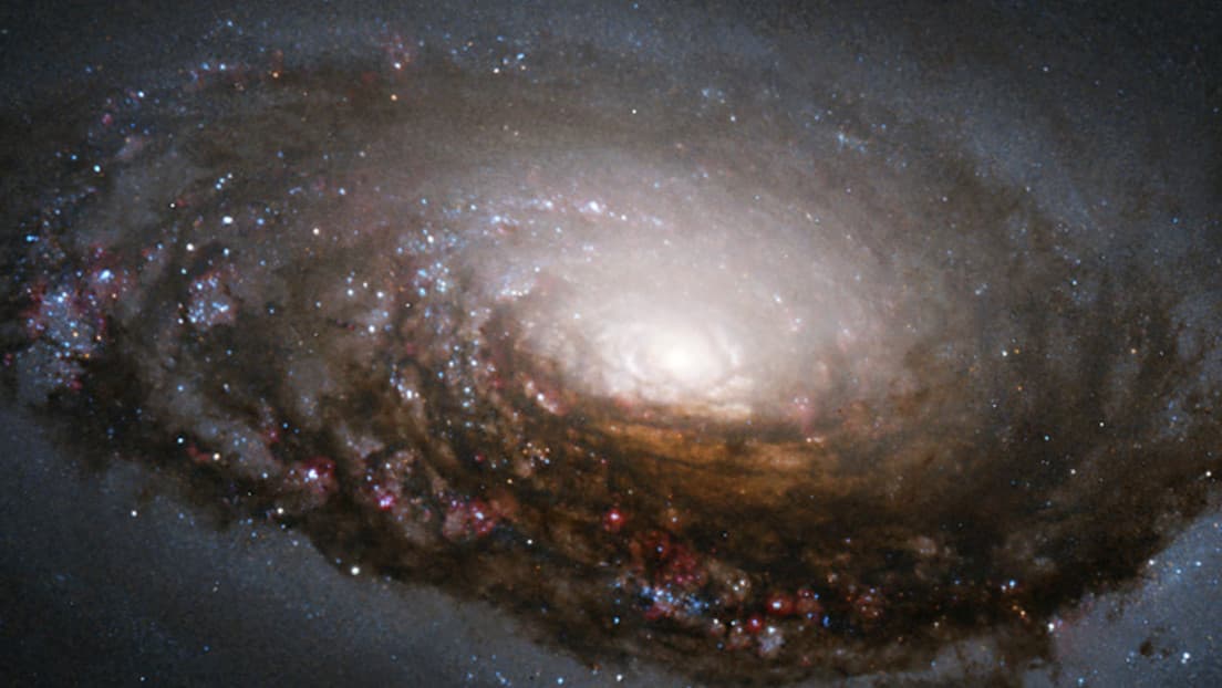 Explican un misterio de la galaxia del Ojo del Diablo