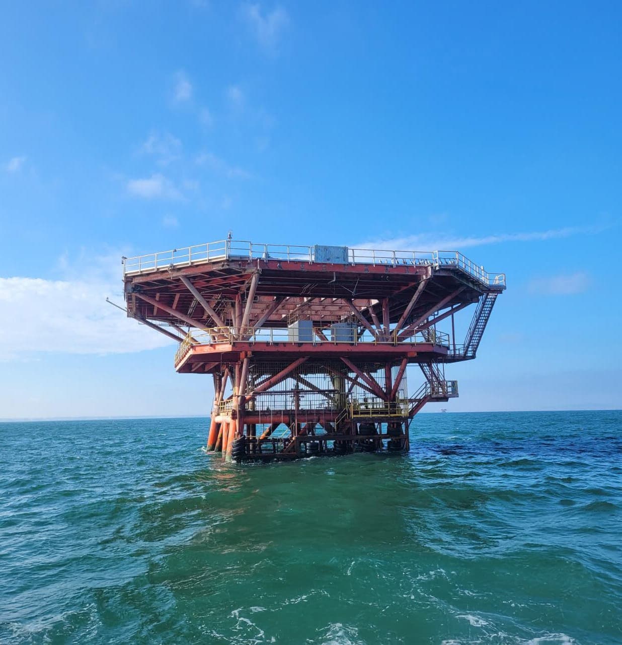 Hallan zonas con potencial de petróleo y gas en Tumbes