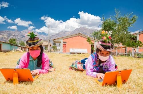 Vacunación de docentes en zonas rurales se iniciará en el Día del Maestro
